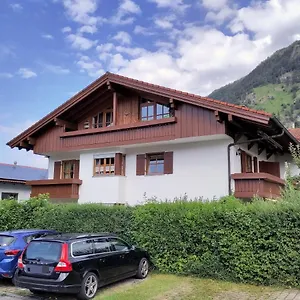 https://ferienwohnung-marquartstein.com-bavaria.com